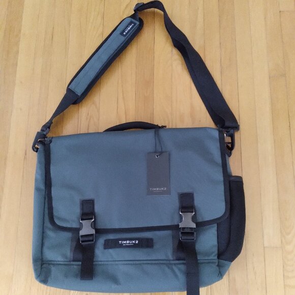 Timbuk2 Closer Laptop Briefcase - Picture 1 of 6